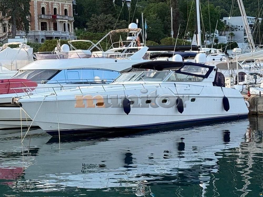 Ferretti Altura 47