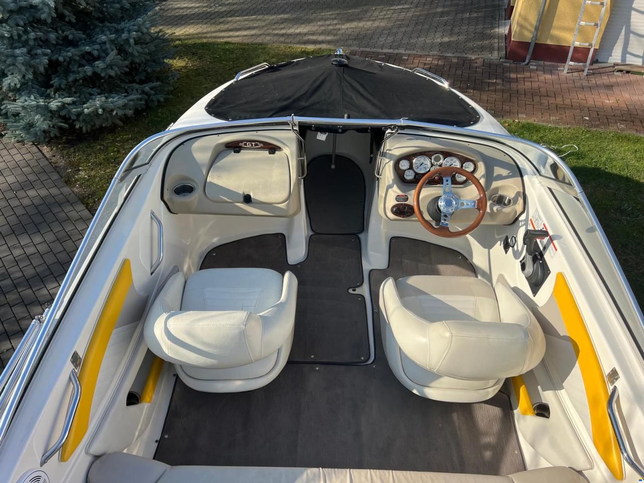 Glastron GT 185
