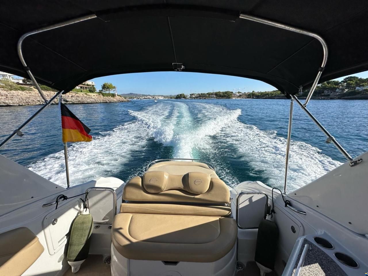 Crownline 325 SCR