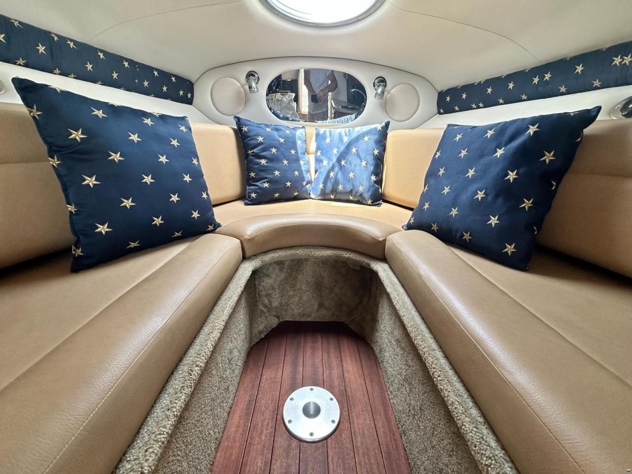Crownline 325 SCR