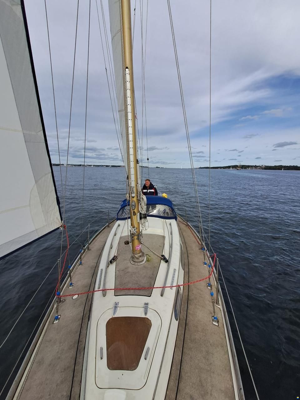 Hallberg-Rassy Mistress 32
