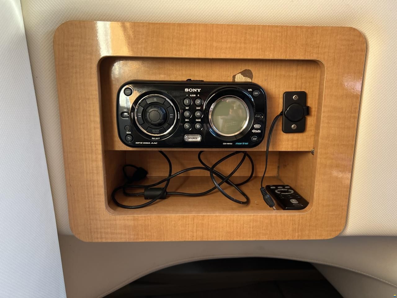 Four Winns V 285