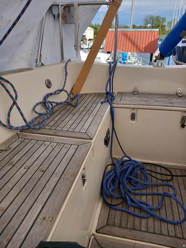 Hallberg-Rassy HR29