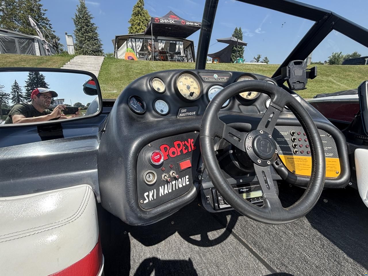 Correct Craft Ski Nautique 196