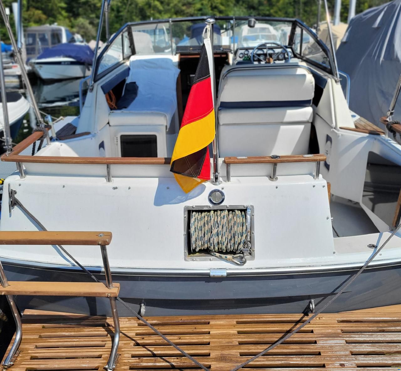 Regal 233 XL Ambassador