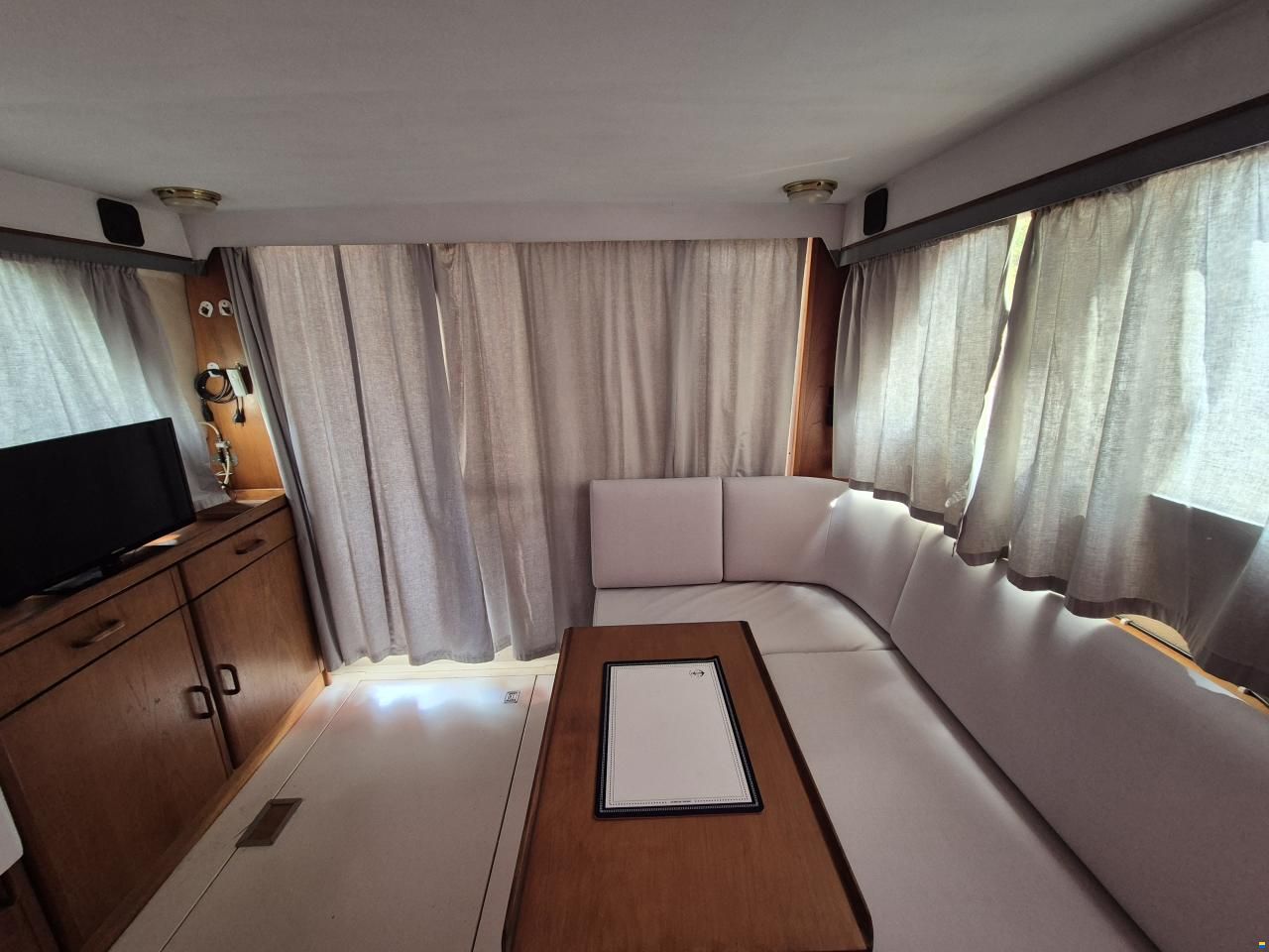 Princess 330 Flybridge