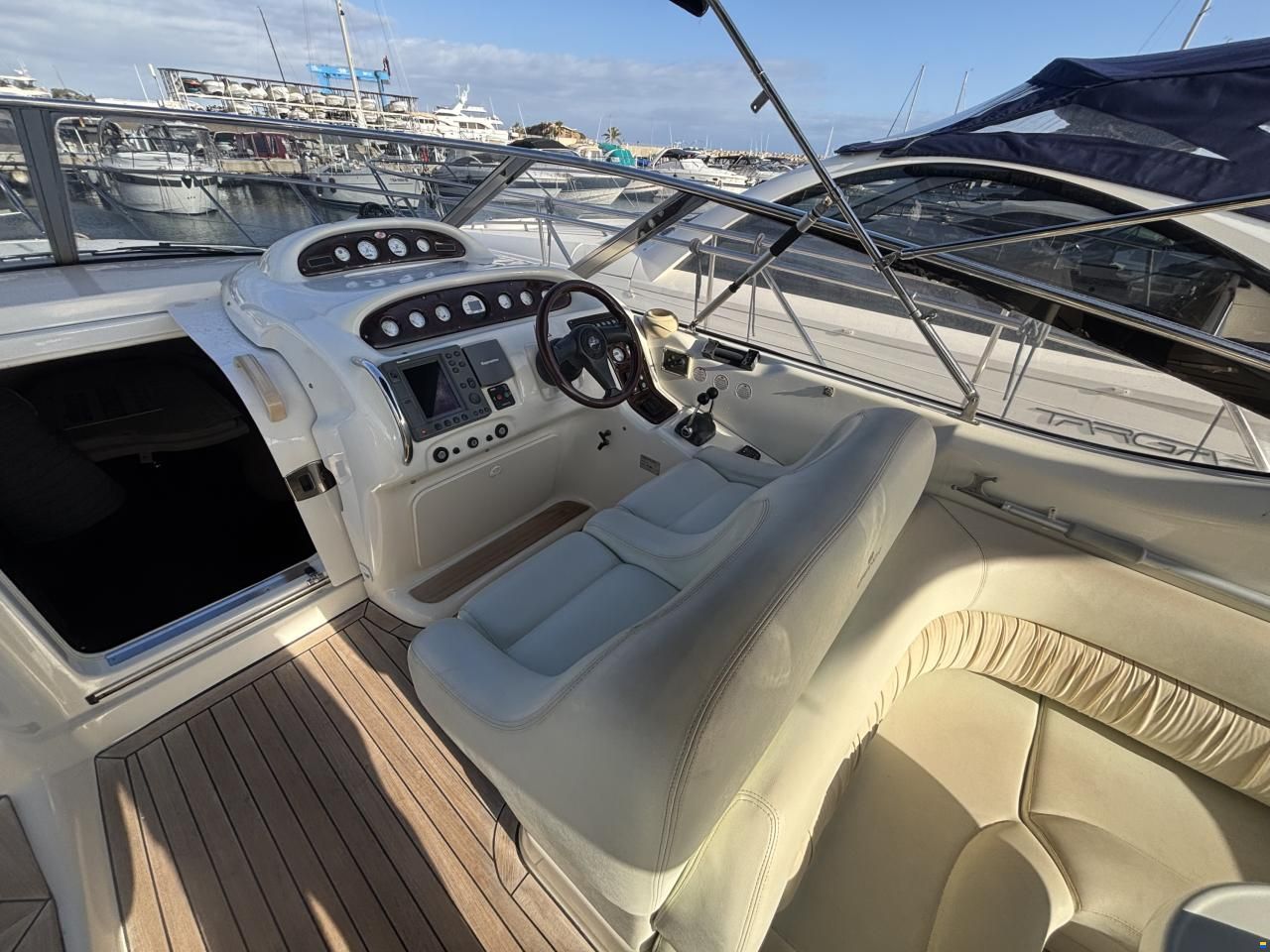 Cranchi Endurance 39