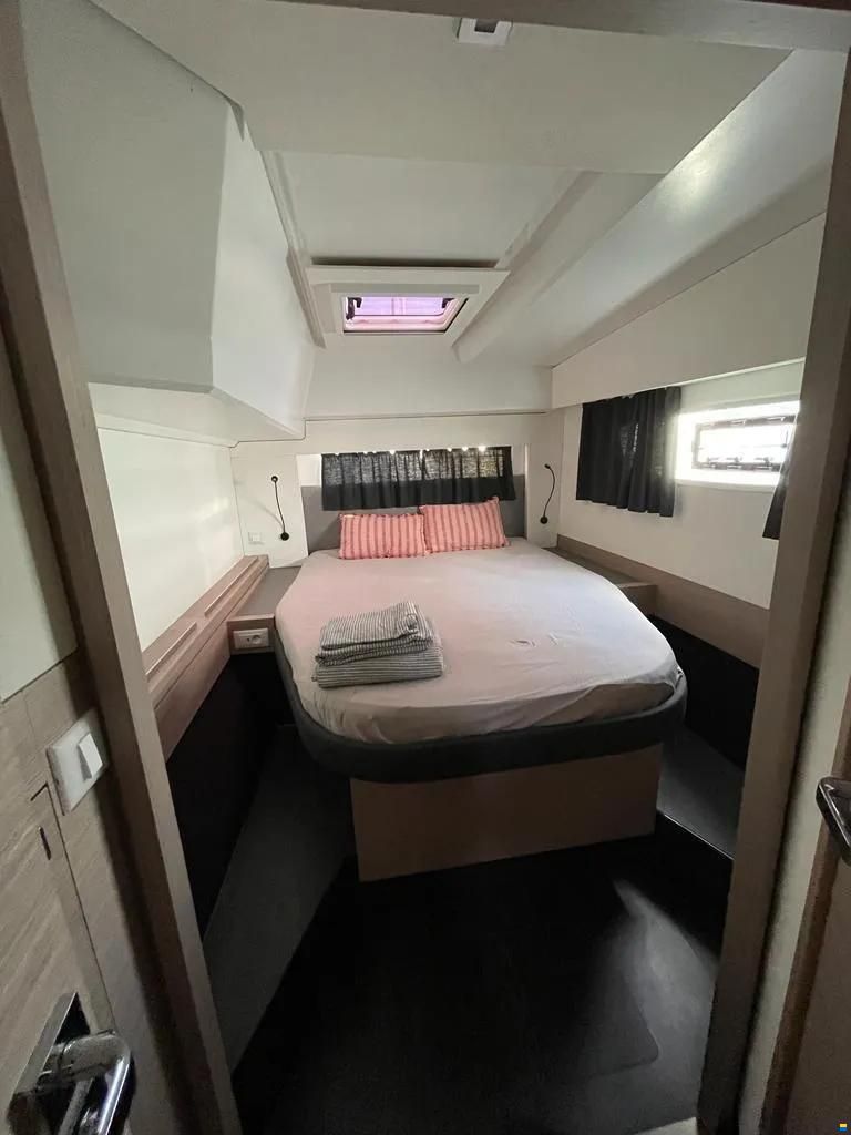 Fountaine Pajot Astrea 42