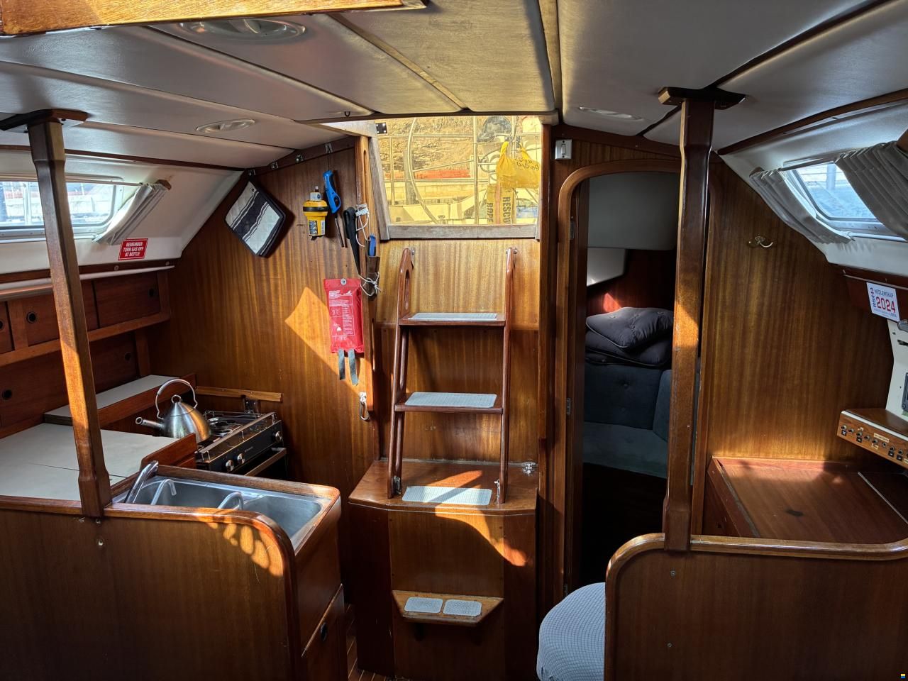 Sweden Yachts 340