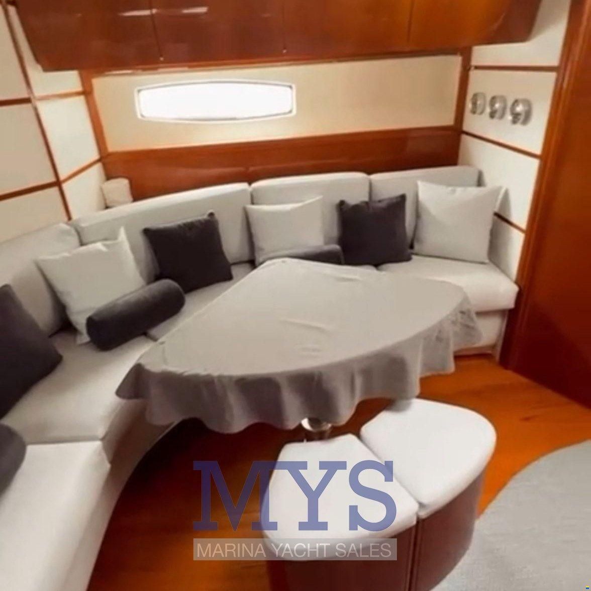 Pershing 50'