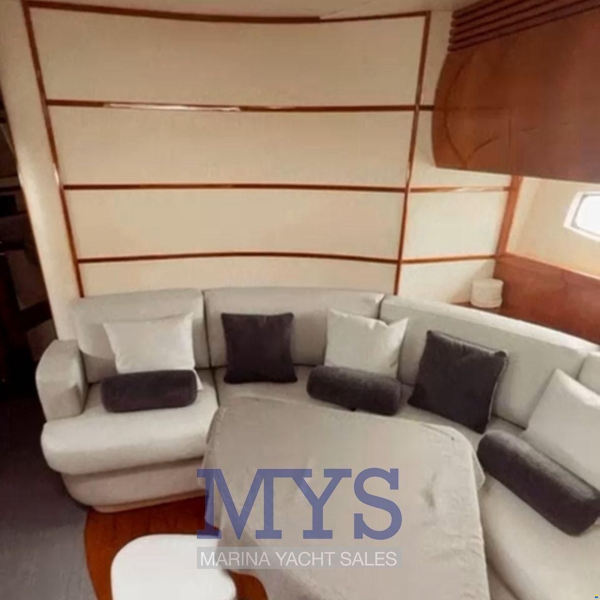 Pershing 50'