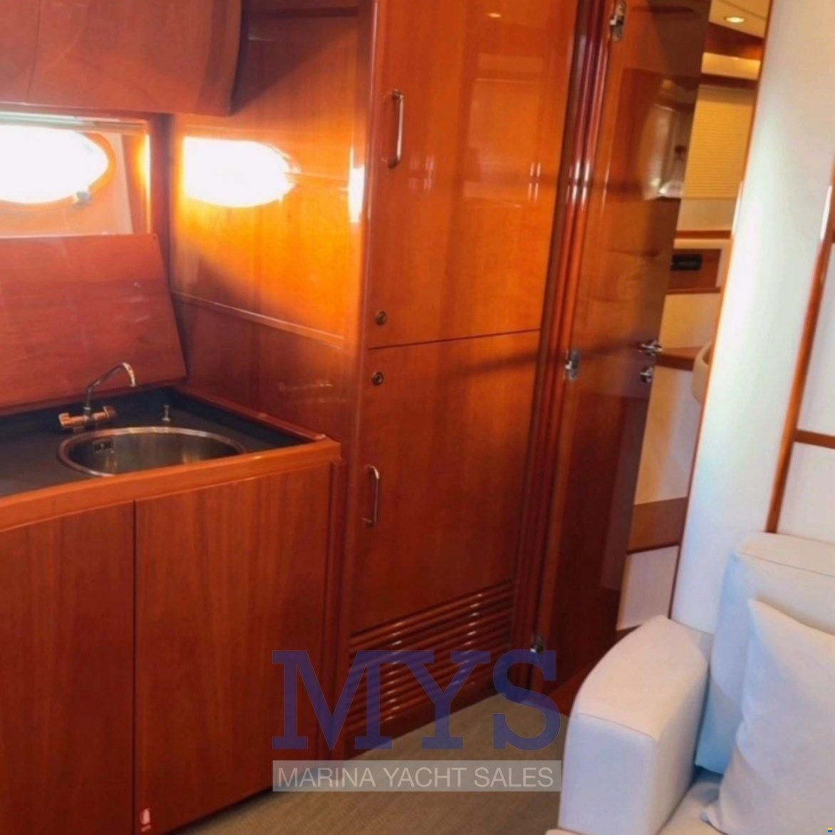 Pershing 50'