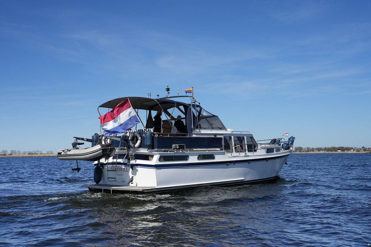 Valkkruiser 1350 AK