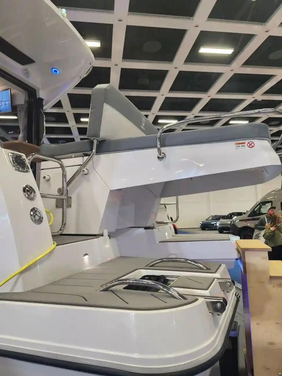 Nauticat 880