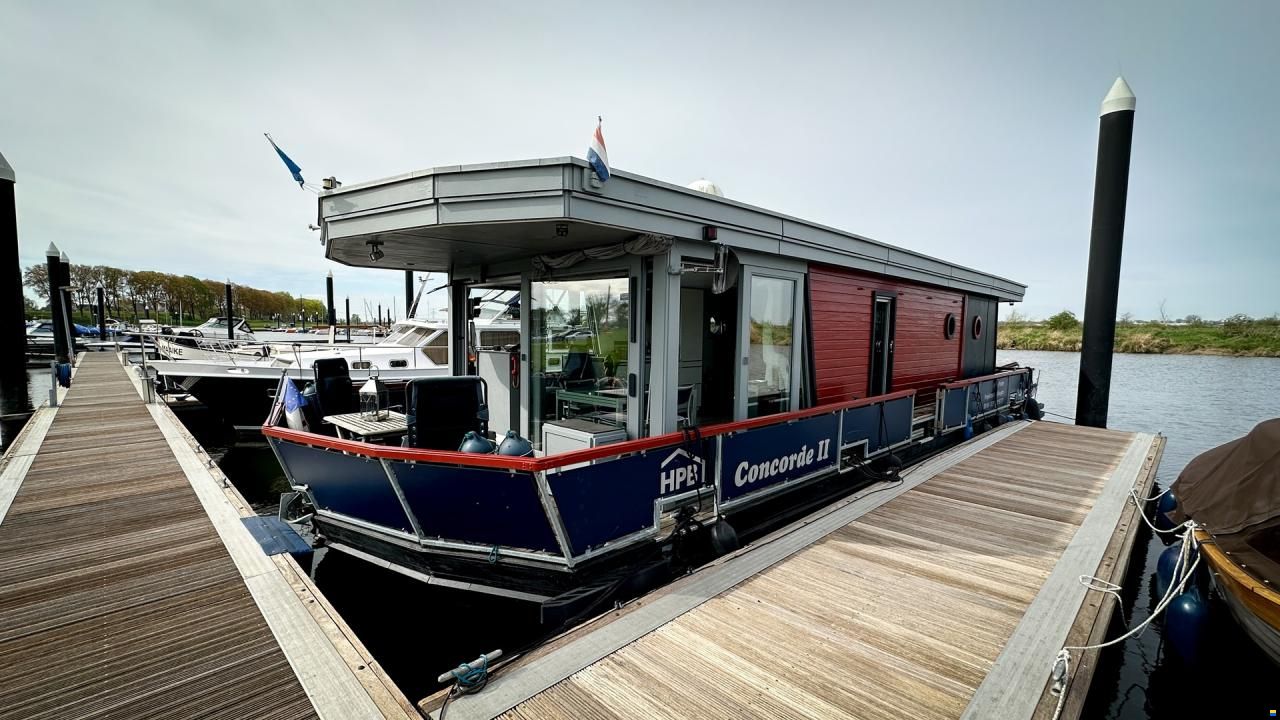 Hausboot Concorde II