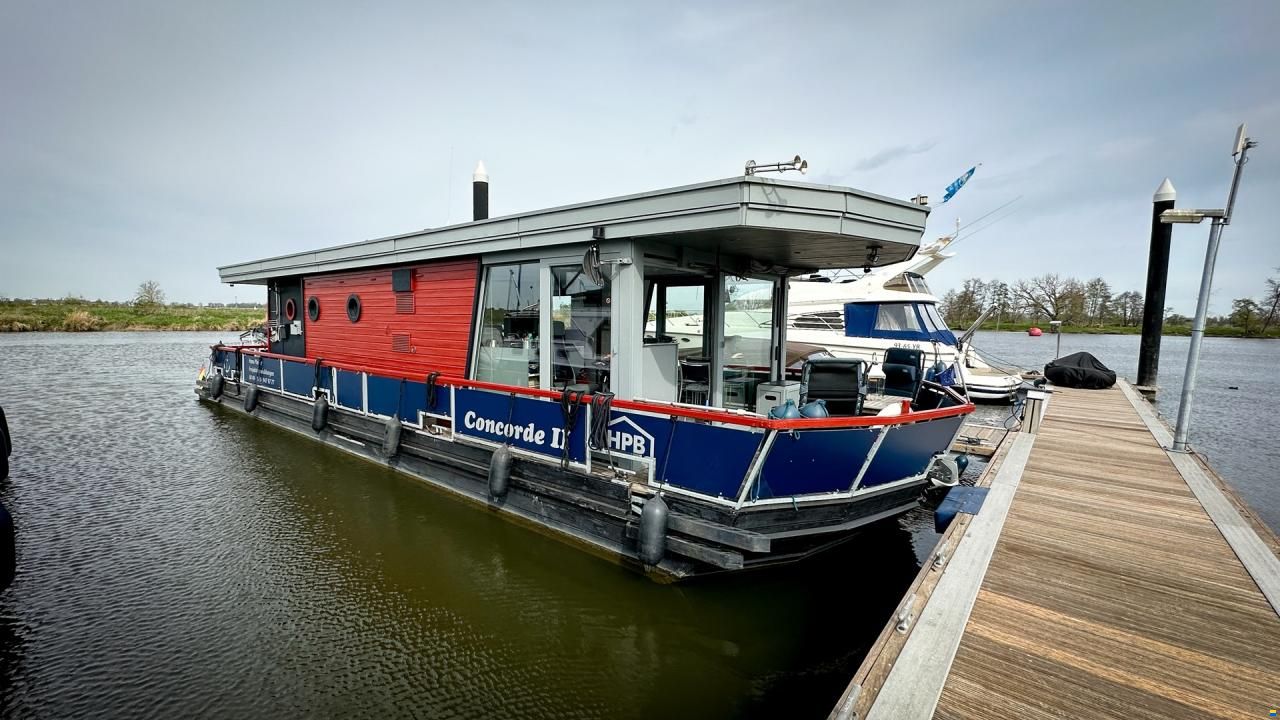 Hausboot Concorde II