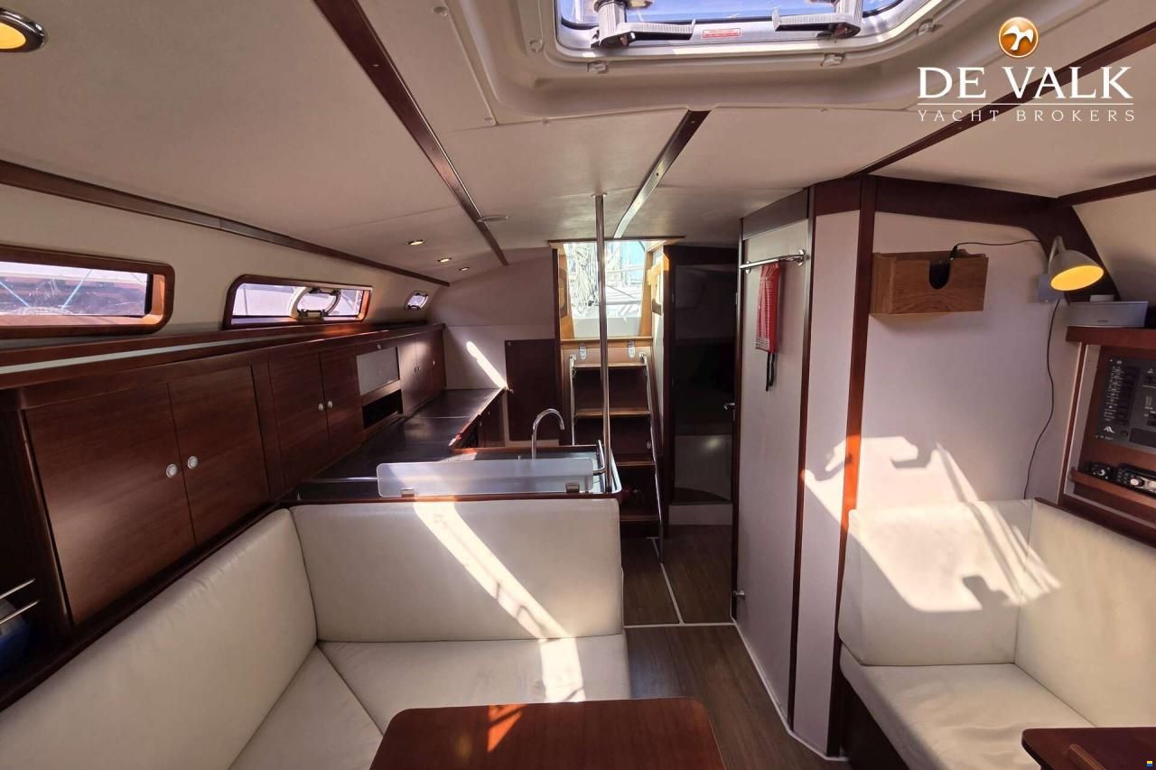 Hanse 370