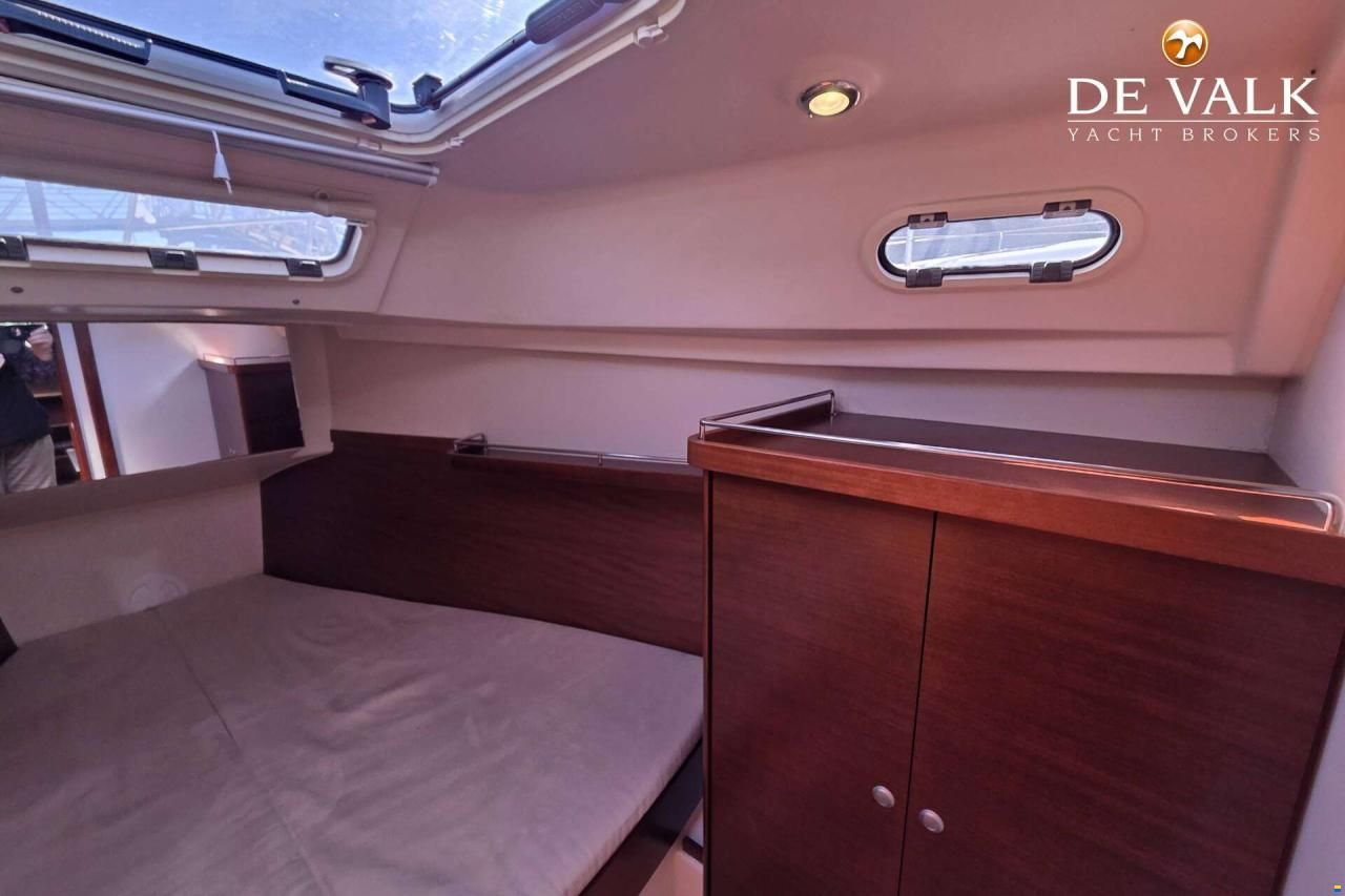 Hanse 370