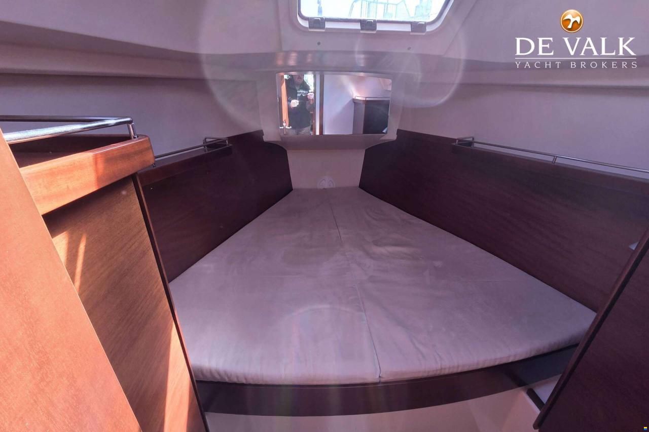 Hanse 370