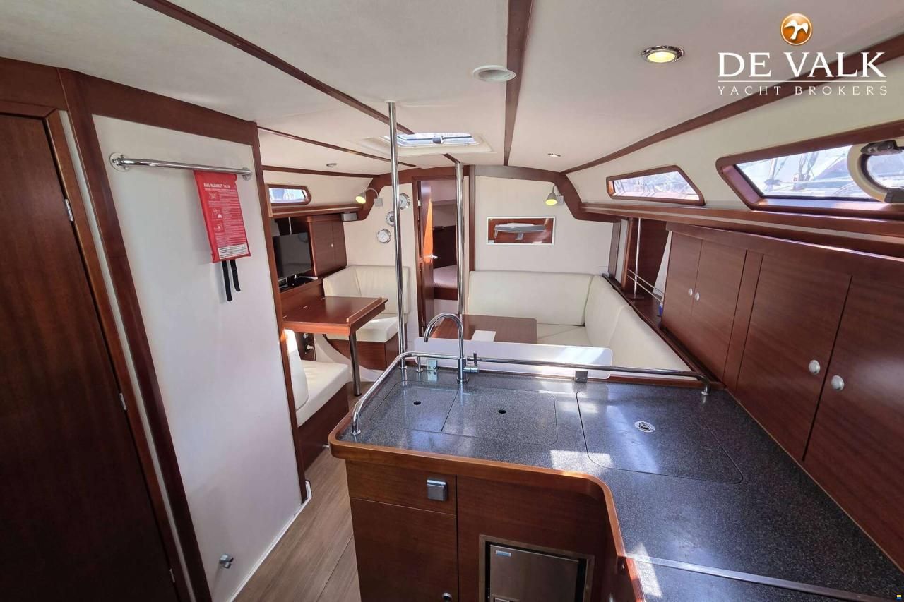 Hanse 370