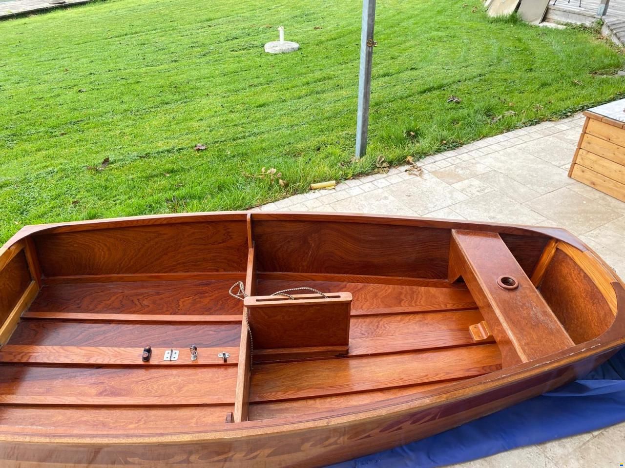 Optimist Mahagoni