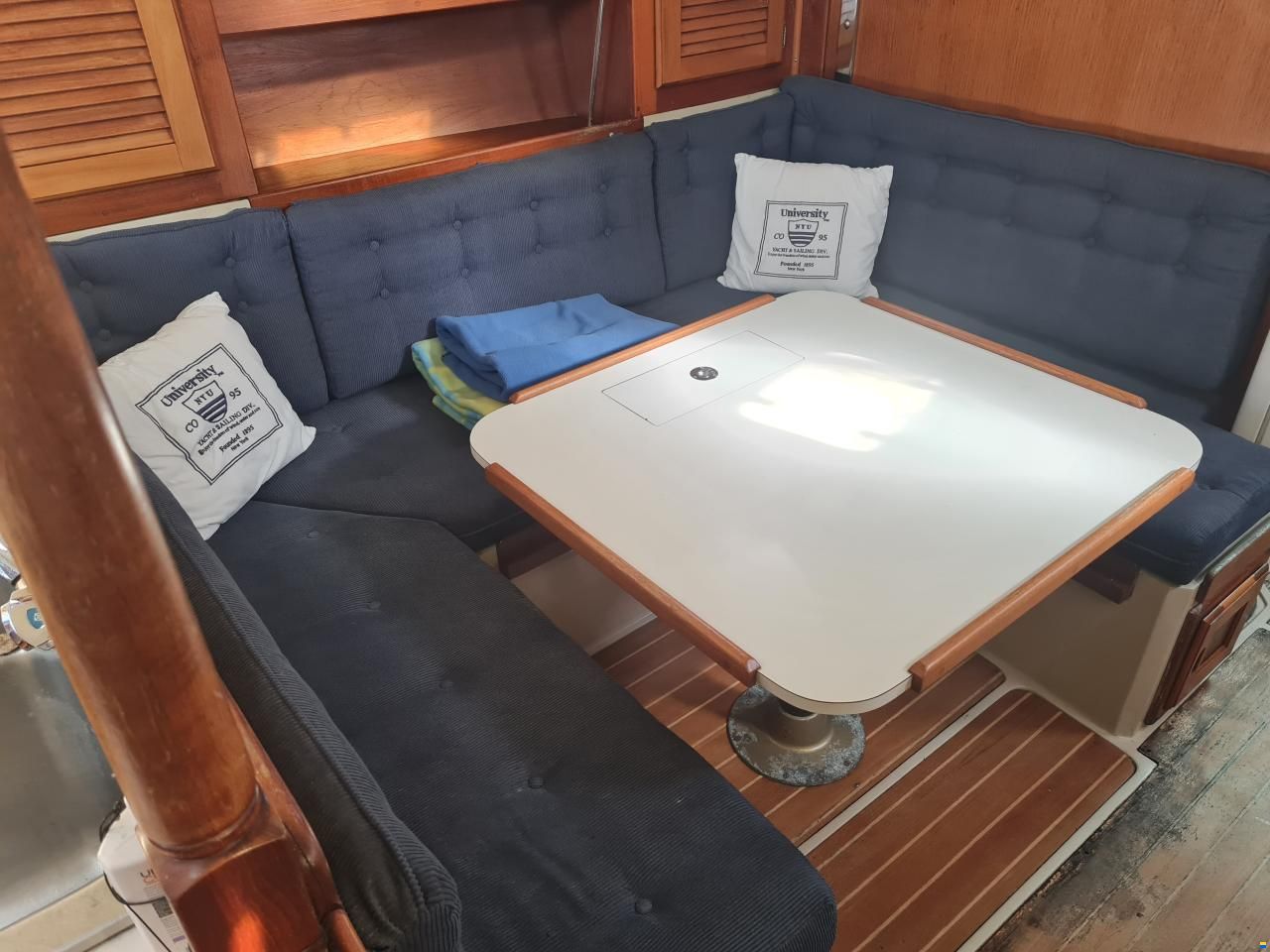 Catalina 36