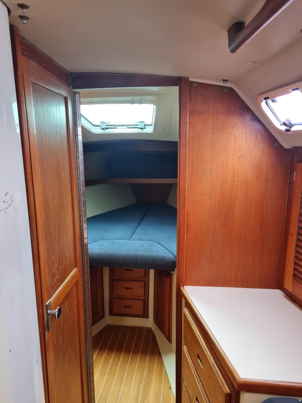 Catalina 36