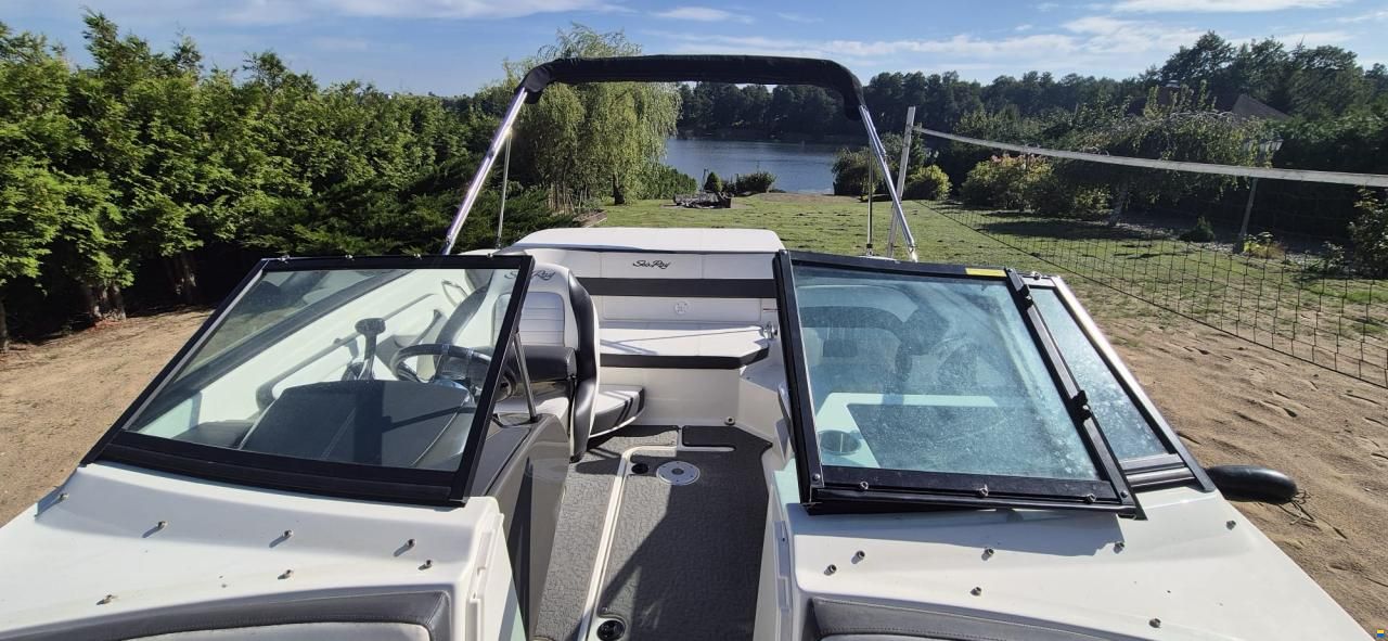 Sea Ray SPX 190