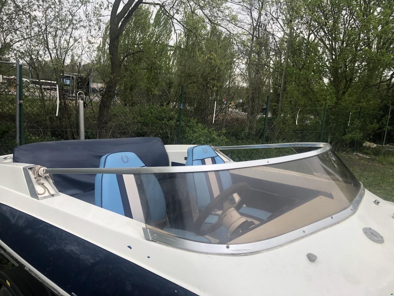 Glastron GT150