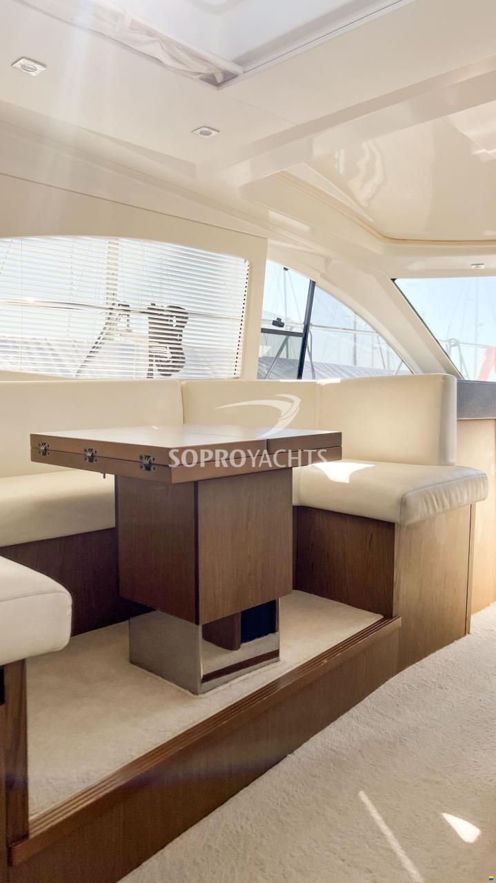 Beneteau Flyer Gran Turismo 49