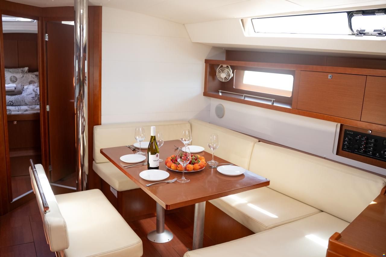 Beneteau Oceanis 45