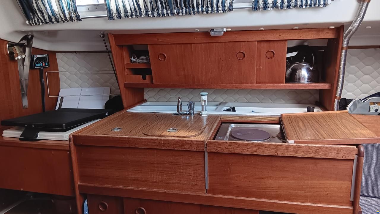 Shipman Albin Accent