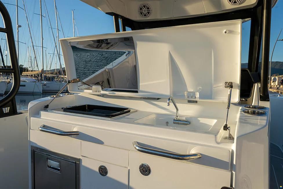 Wellcraft 28 T-Top