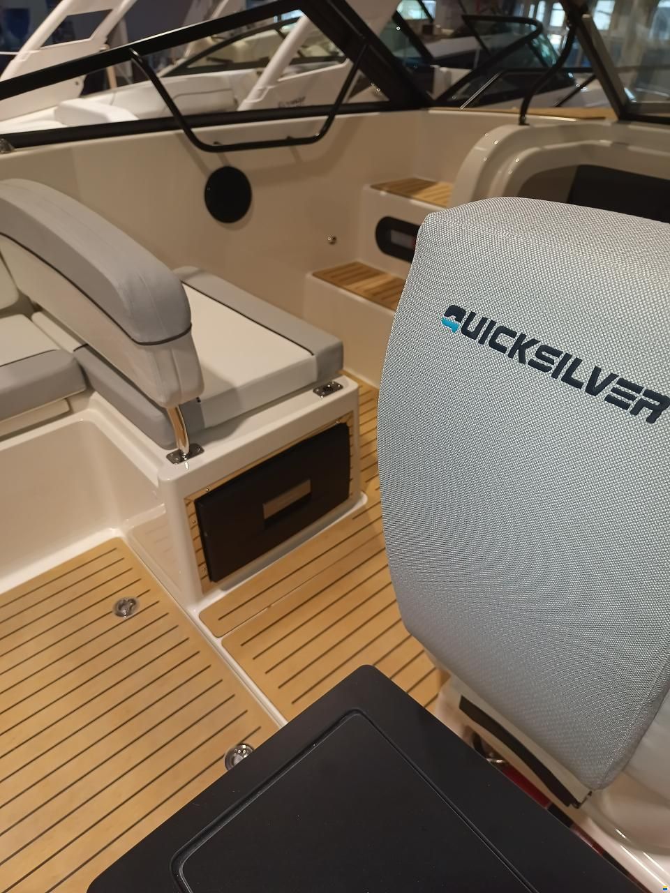 Quicksilver Activ 675 Cruiser