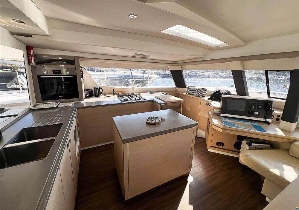 Fountaine Pajot SABA 50
