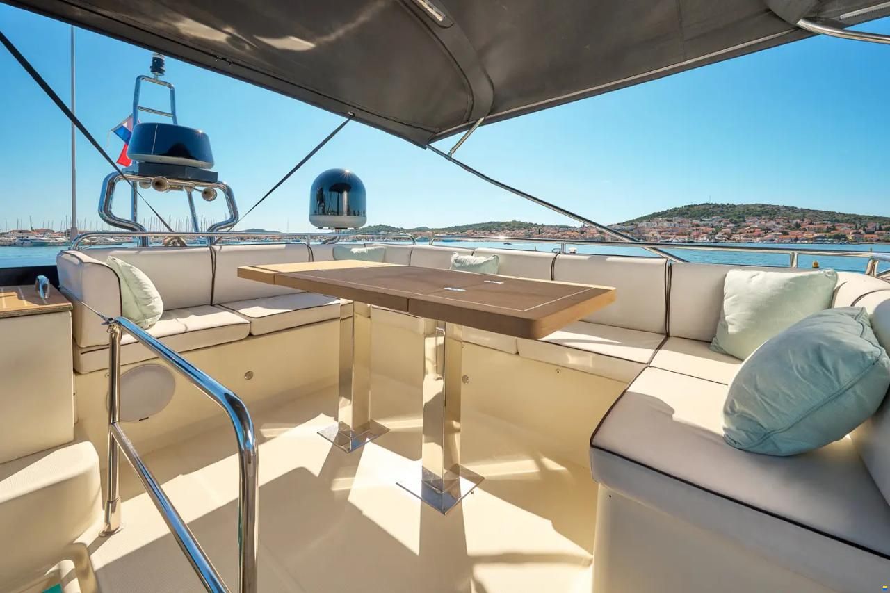 Beneteau Monte Carlo 5