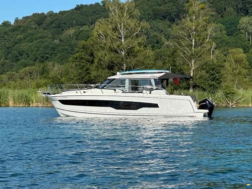 Merry Fisher 1095 Hartop