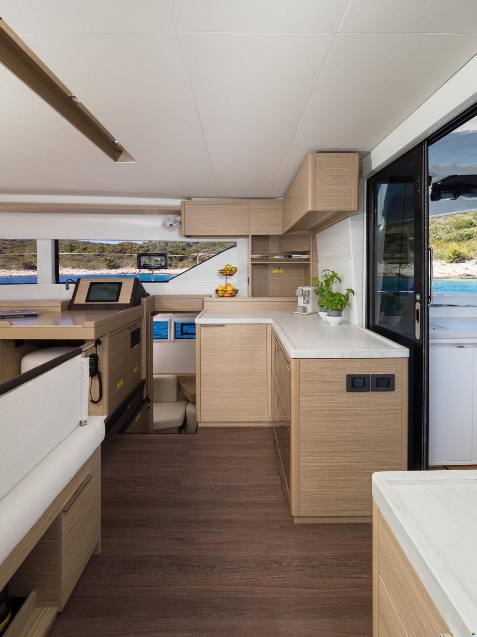 Lagoon 51