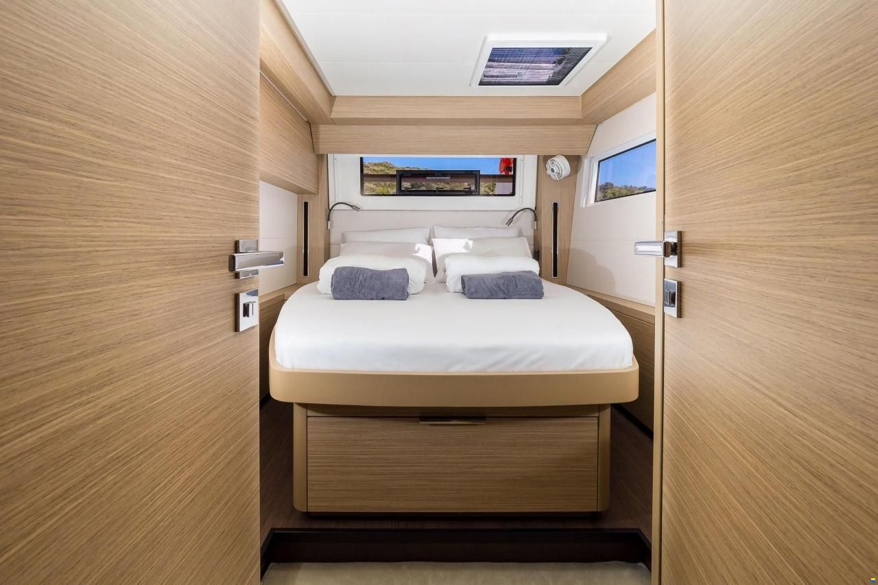 Lagoon 51