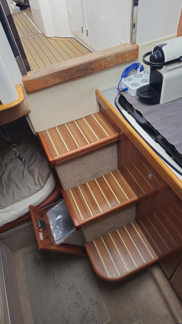 Sealine S23