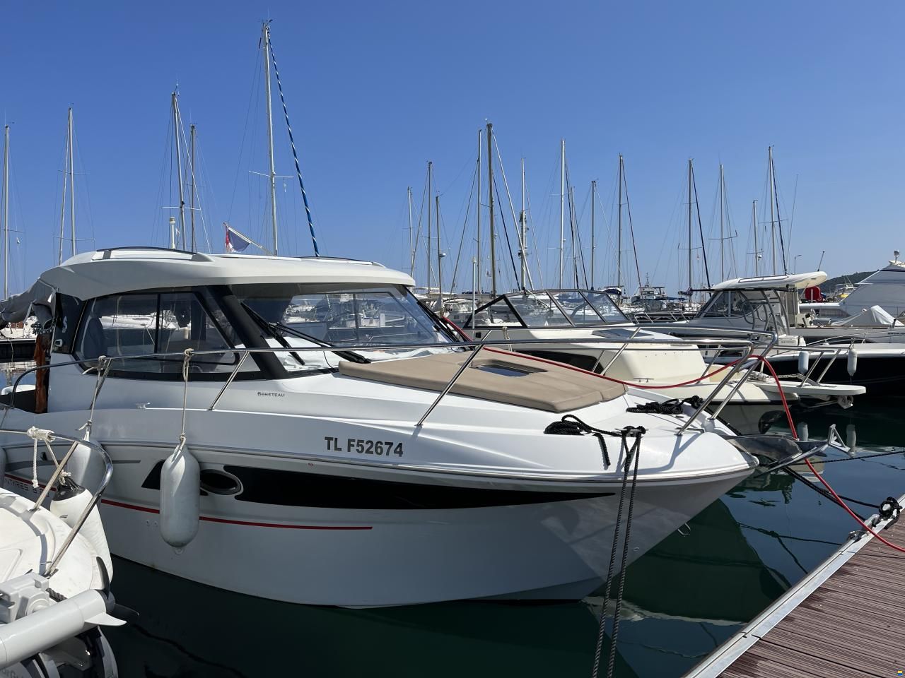 Beneteau Antares 8.80