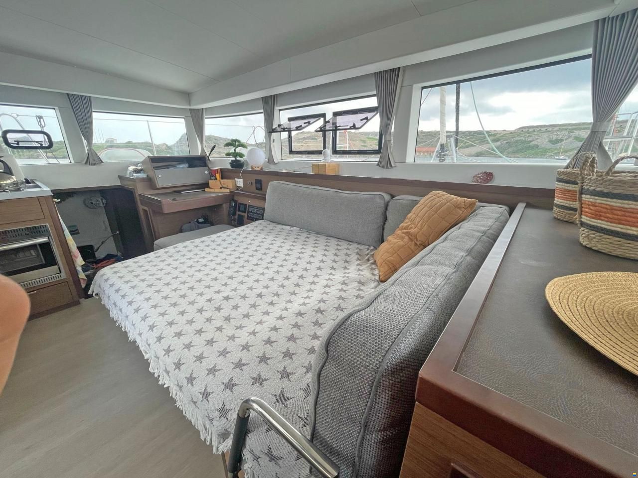 Lagoon 40