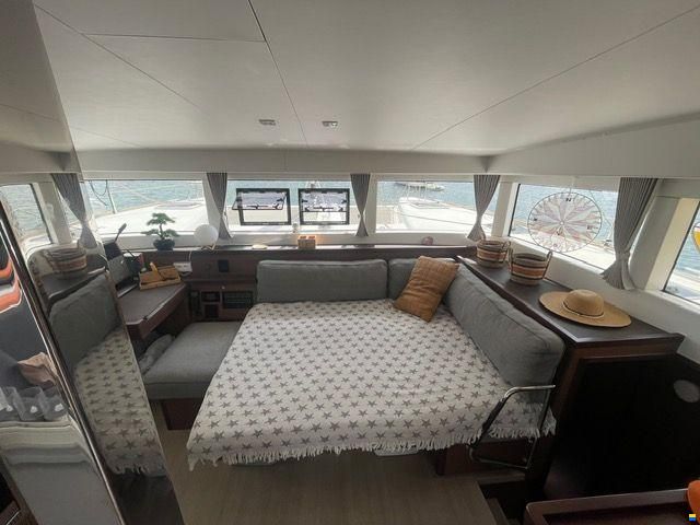 Lagoon 40