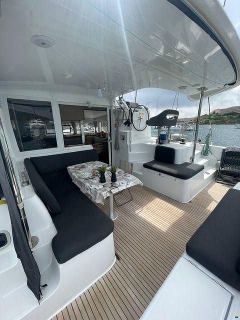 Lagoon 40
