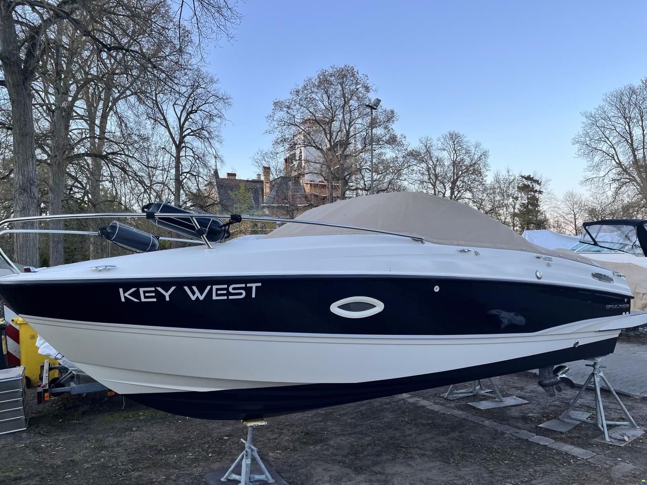 Bayliner Cuddy 642