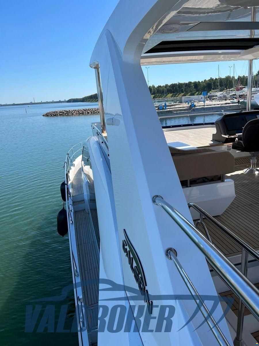 Galeon 680 FLY