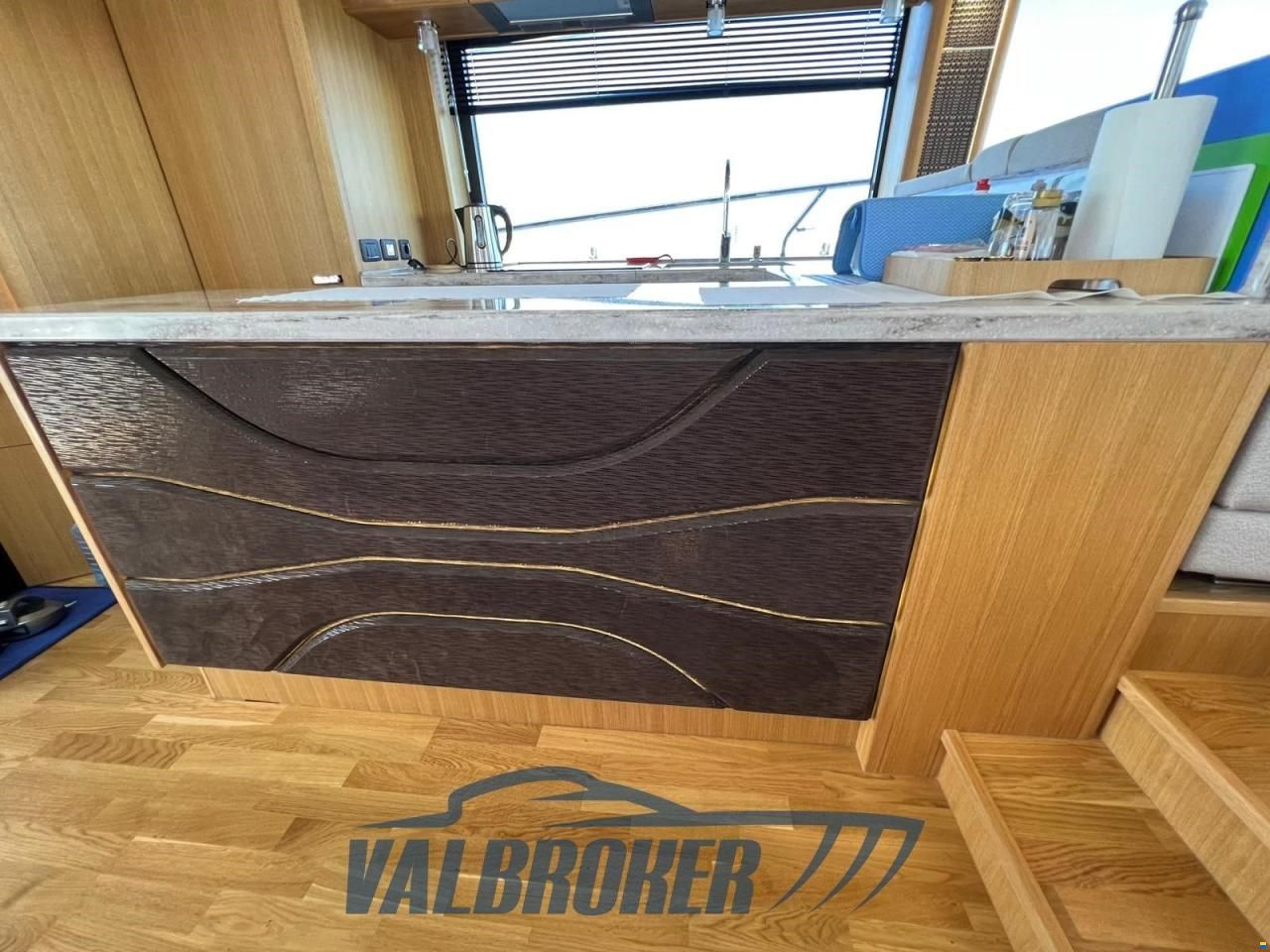 Galeon 680 FLY