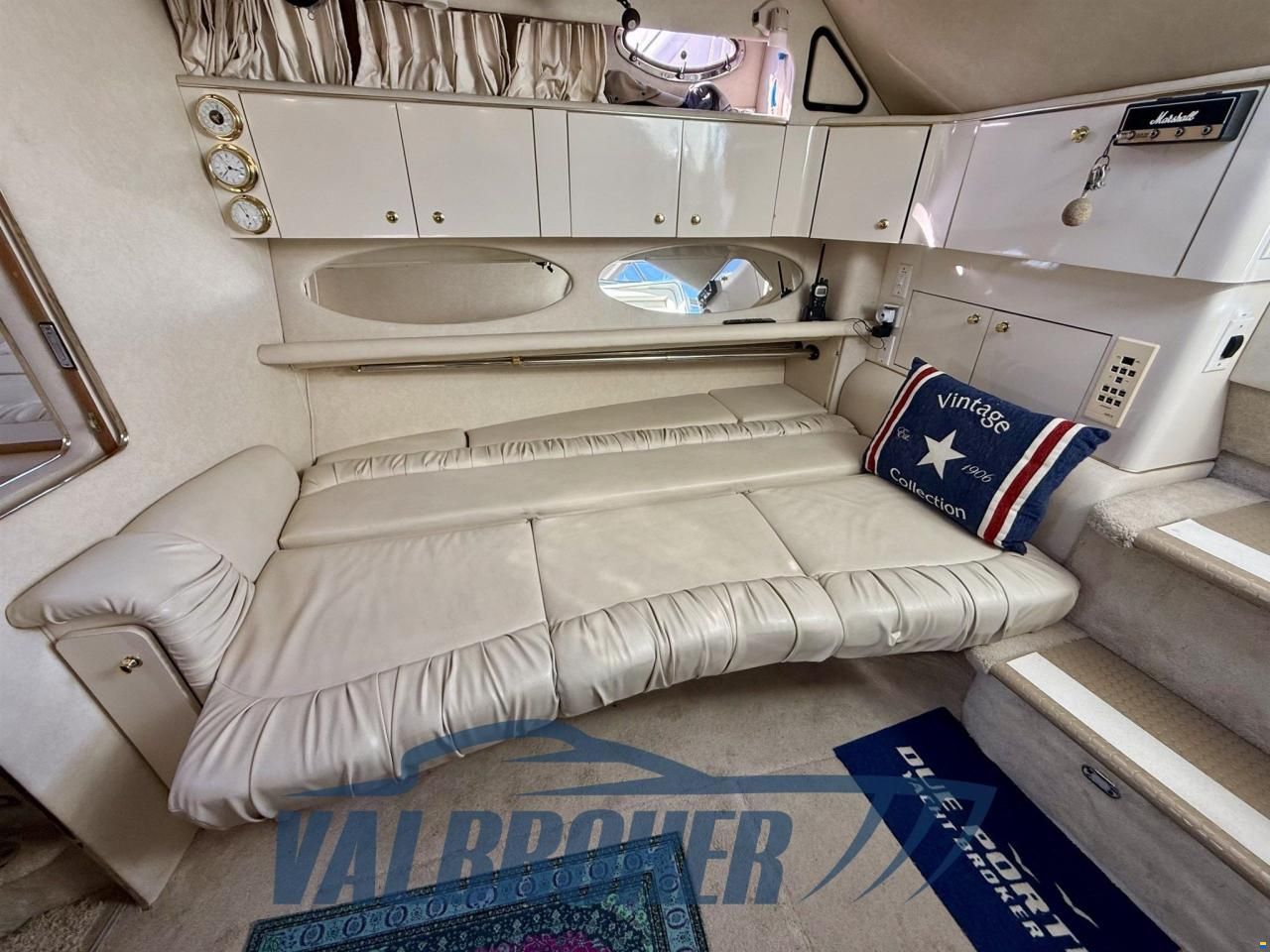 Sea Ray 330 AMBERJACK
