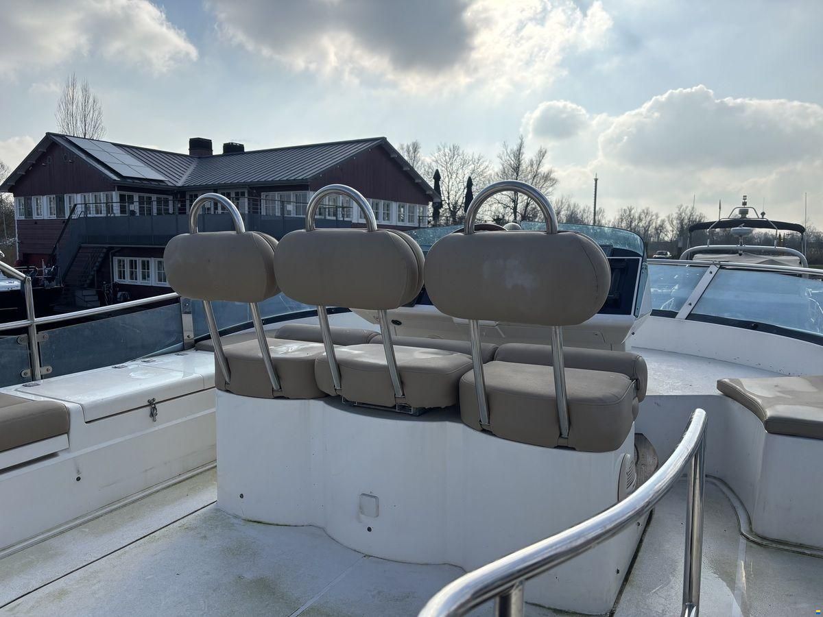 Fairline Squadron 52