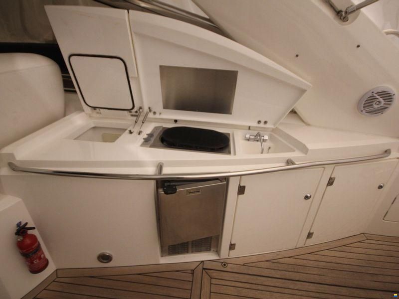 Sunseeker Predator 55